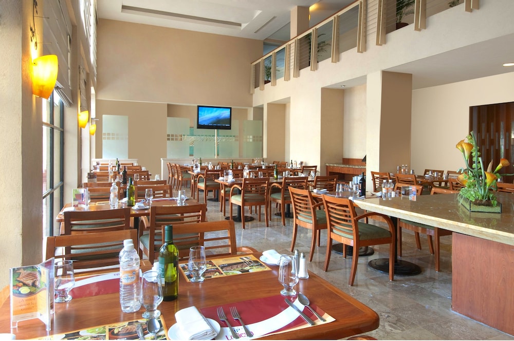 Fiesta Inn Poza Rica 22/32