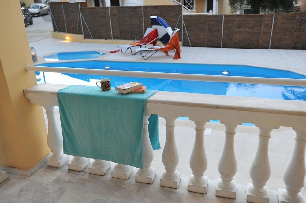 St. Spiridon Hotel 8/16