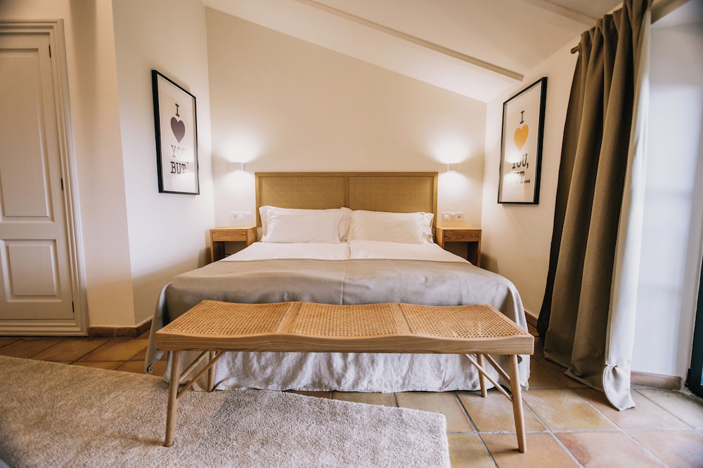 JUNIOR SUITE, MOUNTAIN VIEW, BALCONY