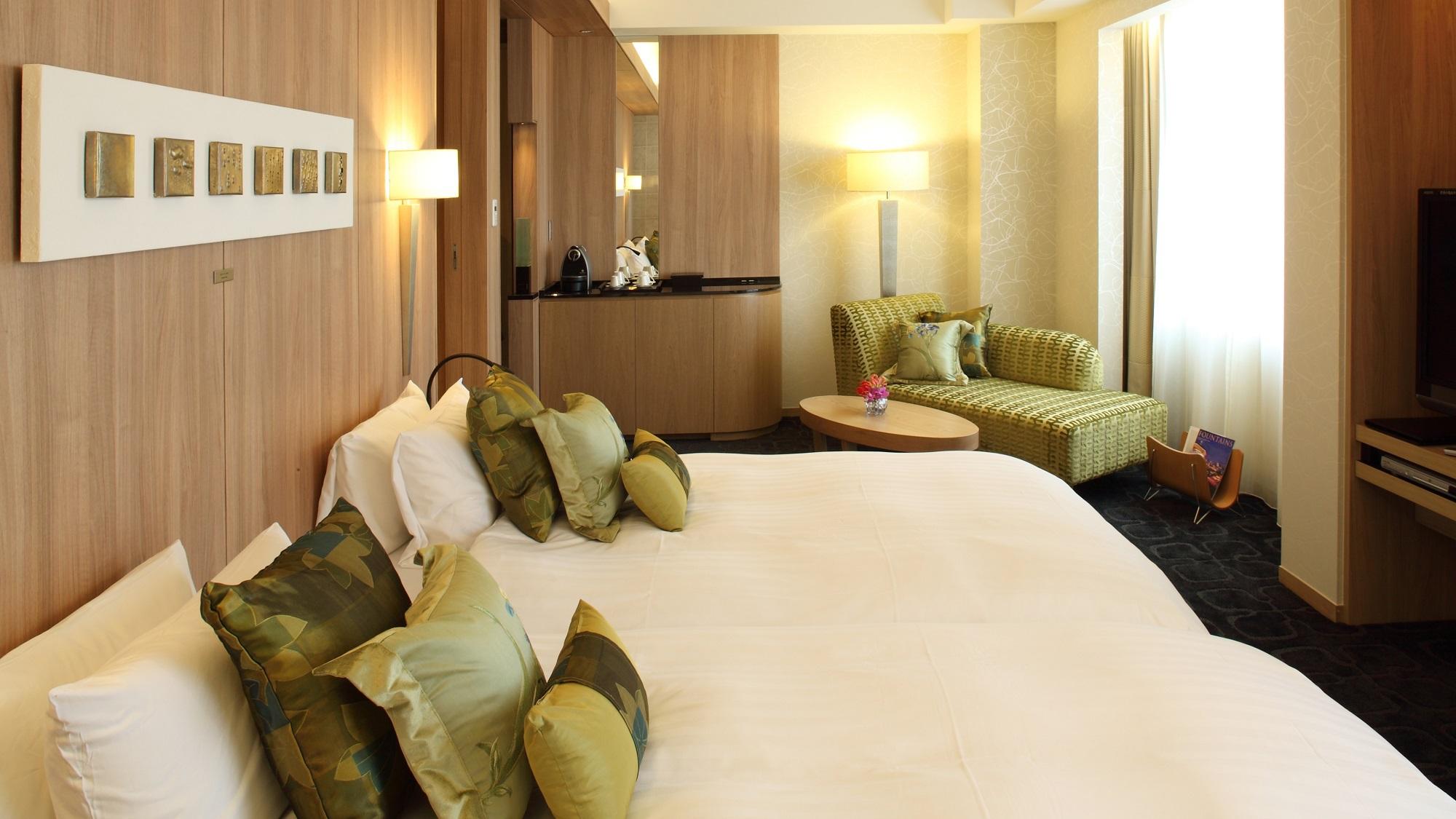 Hollywood, Deluxe, Twin Beds, High Floor