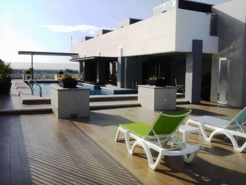 swimming pool spa