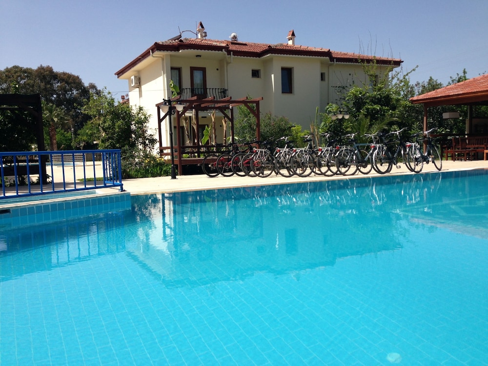 Kilim Hotel 3/71