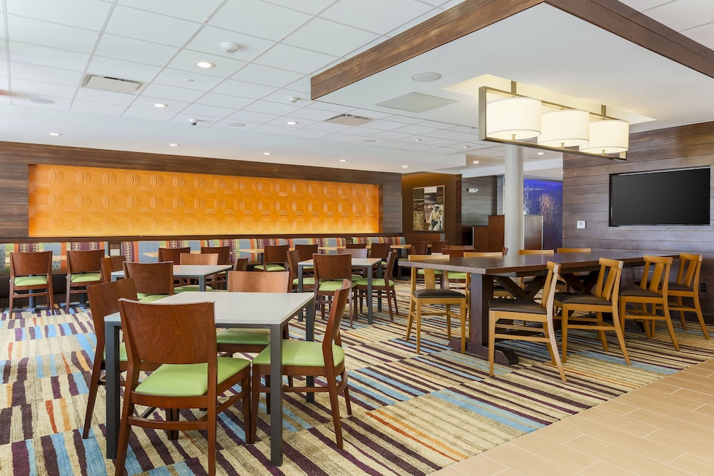 Fairfield Inn And Suites Decatur 27/37