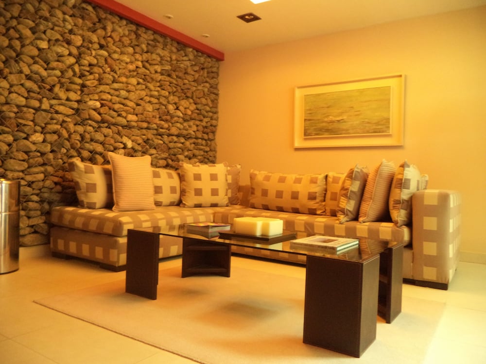 Mil 810 Ushuaia Hotel 44/67