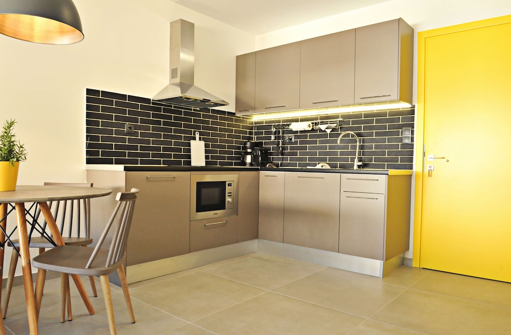 The Athenians Modern Apartments 5/50