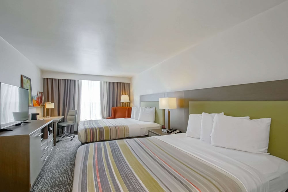 ROOM, 2 QUEEN BEDS