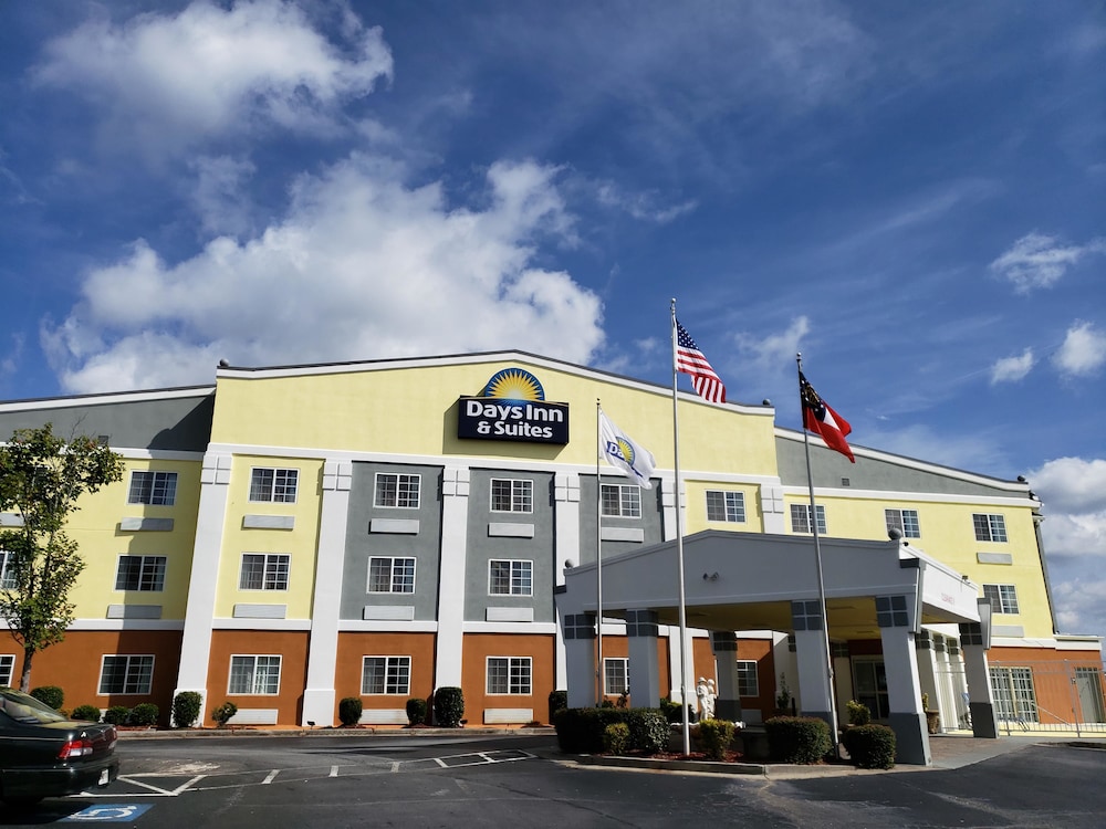 Days Inn Suites By Wyndham Union City 3/30