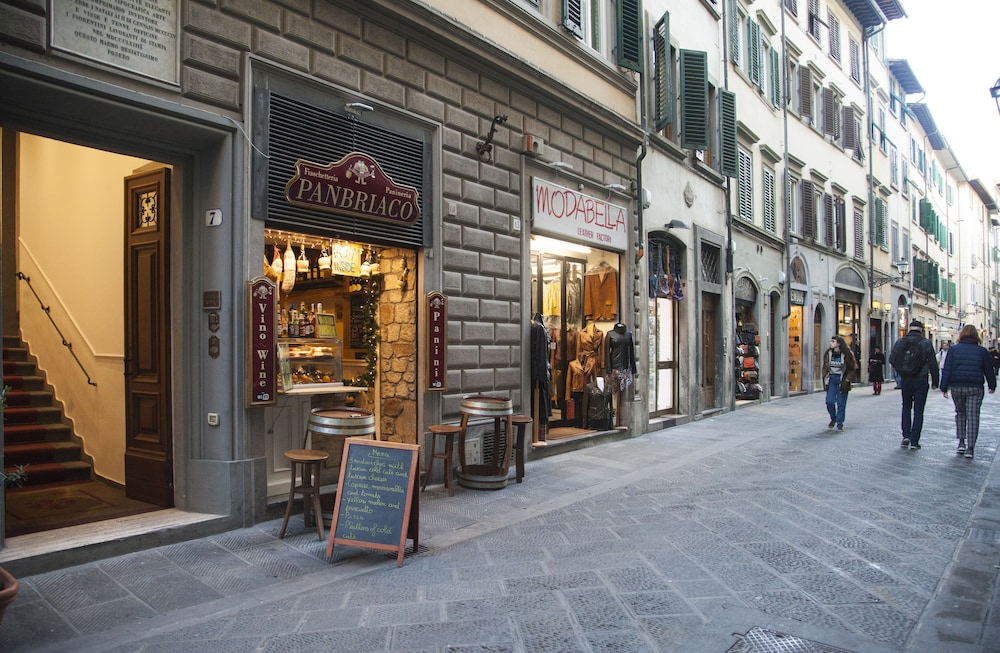 Hotel Accademia 50/56
