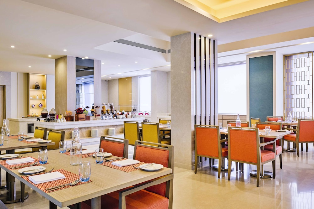 Vivanta Ahmedabad Sg Highway 40/47
