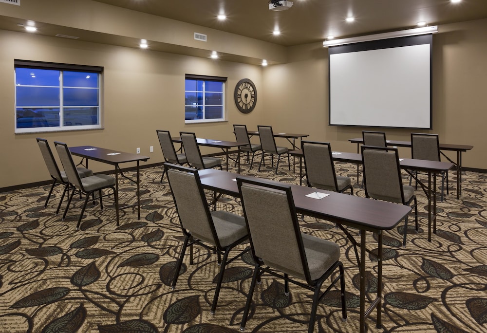 GrandStay Hotel and Suites 54/63