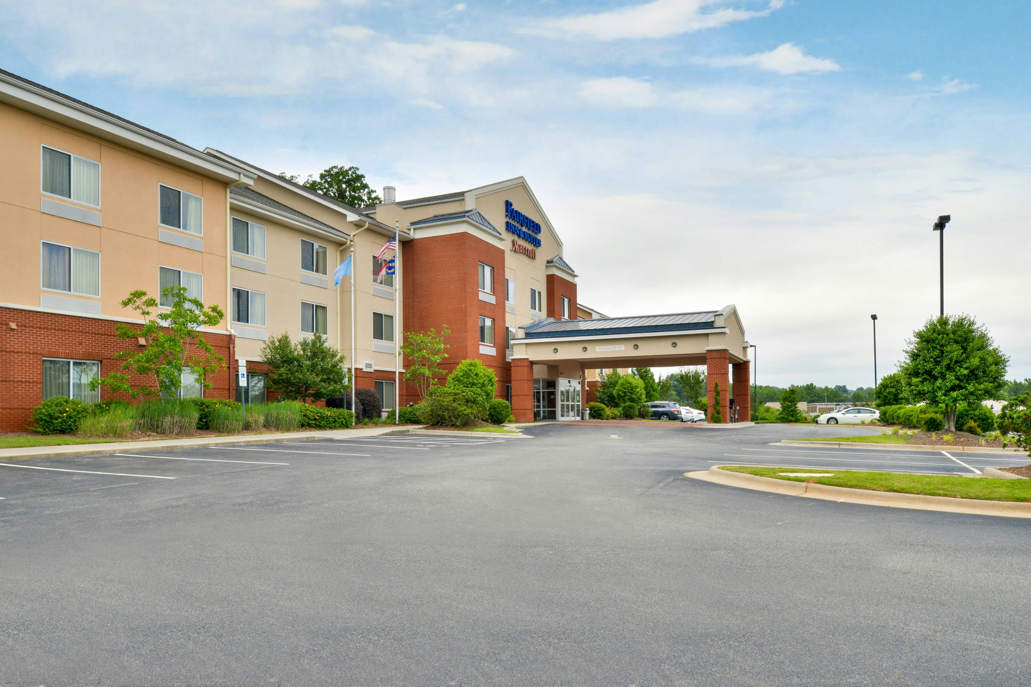 Fairfield Inn Suites Asheboro 13/14
