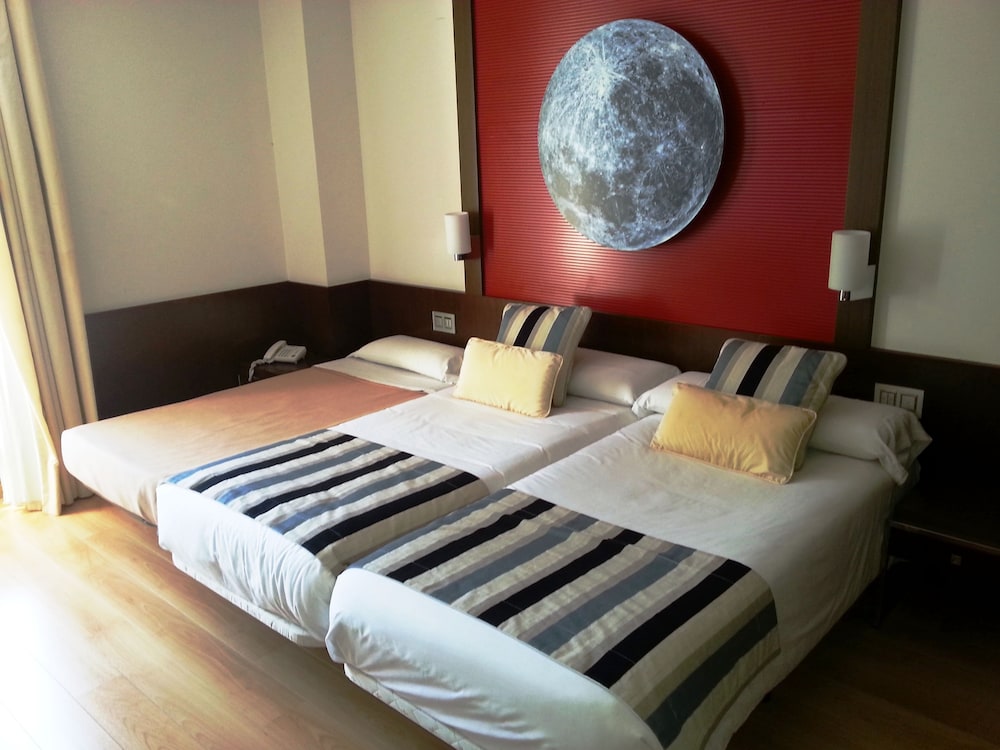 Hotel Via Gotica 13/44