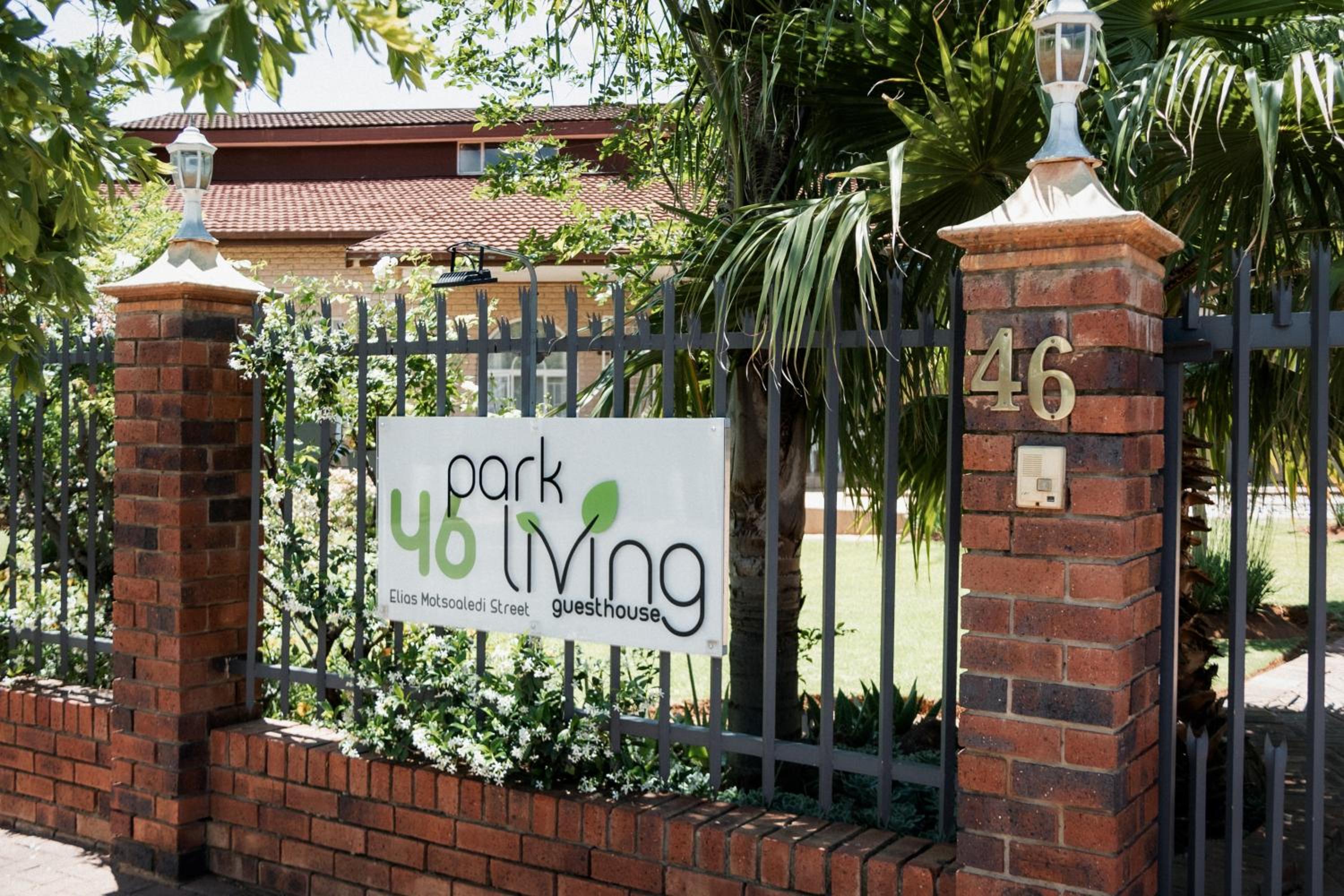 Park Living Guesthouse 2/50