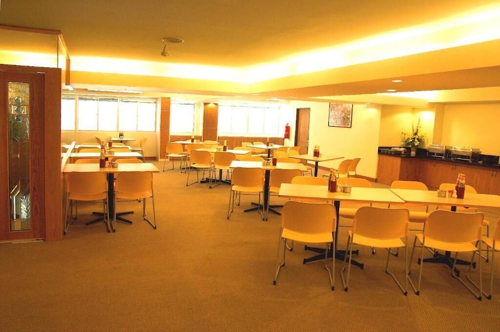 HOTEL REGAL MALAYSIA 48/58