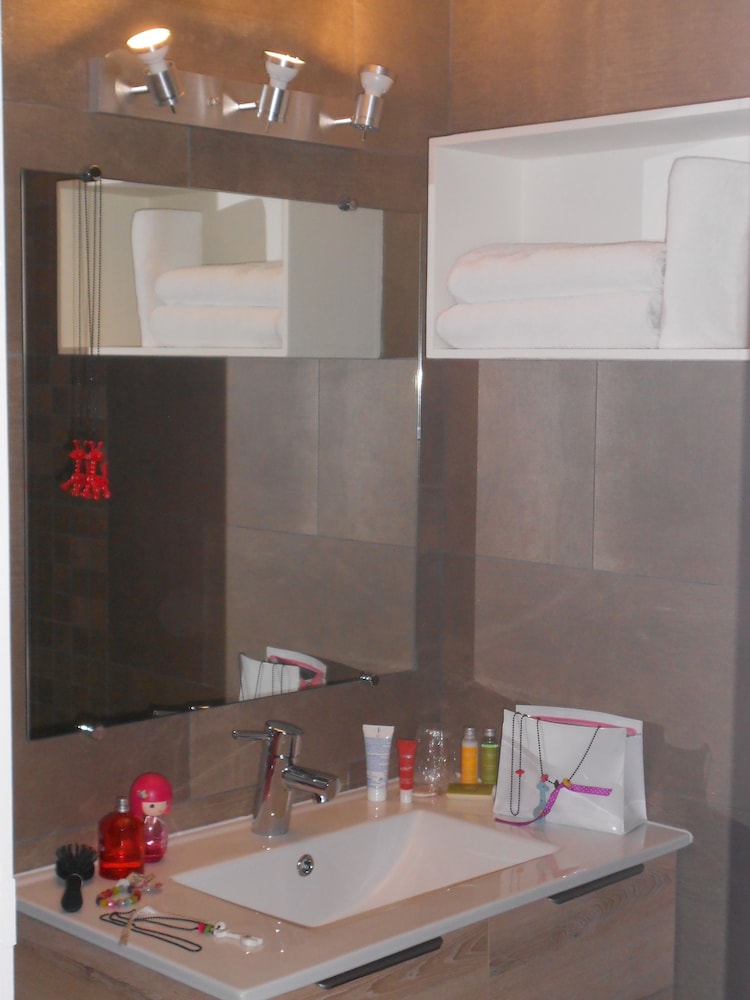 Cit'Hotel Avantici Gap 41/41