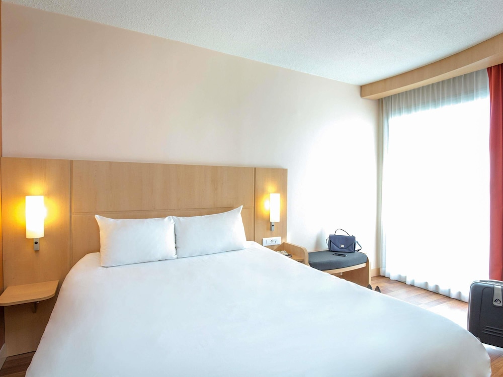 ibis Cavaillon Luberon 19/72