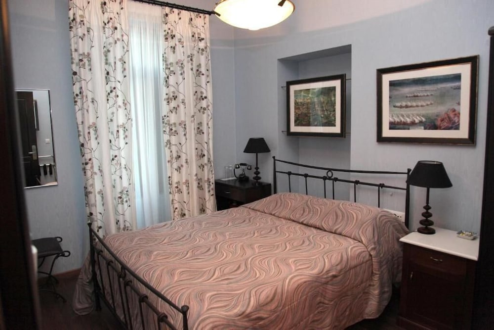 Spon Boutique Hotel 13/28