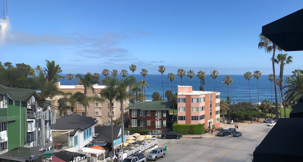 La Jolla Inn 62/68