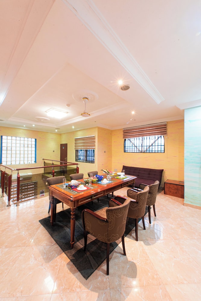 Bays Luxury Lodge 36/50