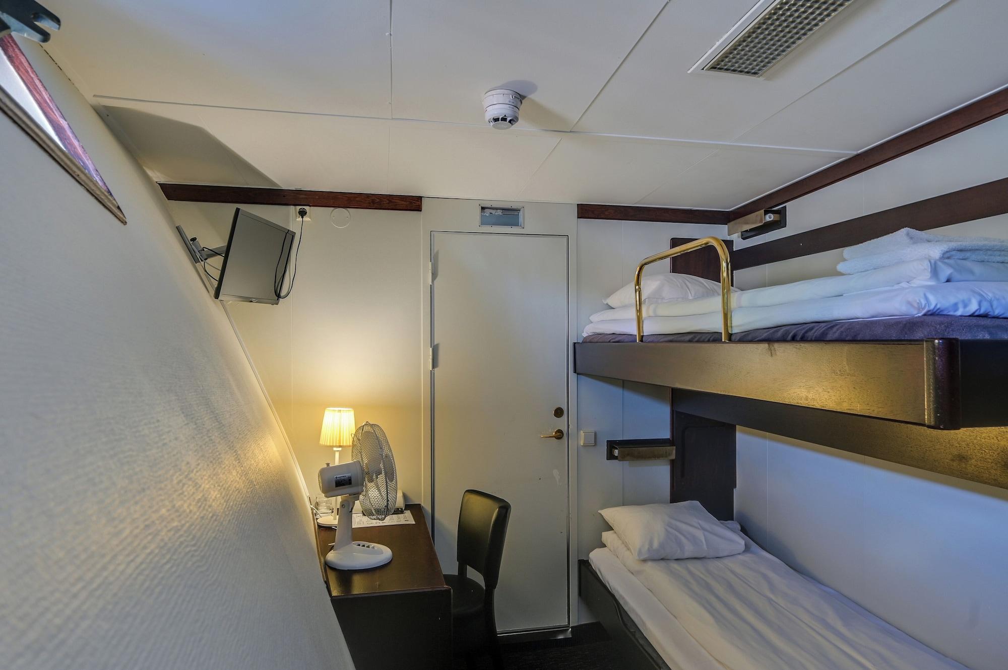 Cabin, Double Bed