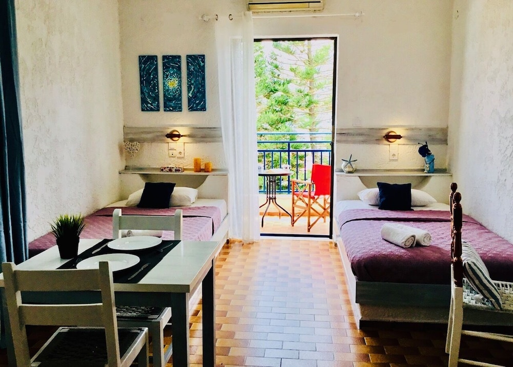 Amazona Apartments 30/50