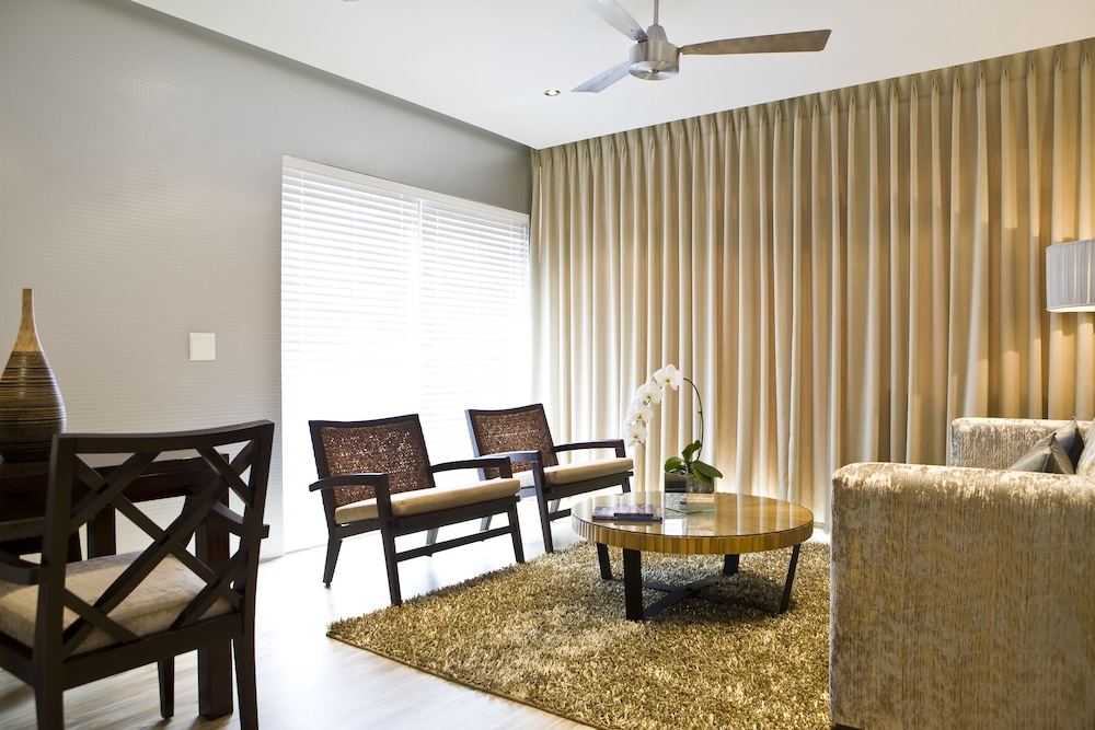 Atlantic Affair Boutique Hotel 48/68