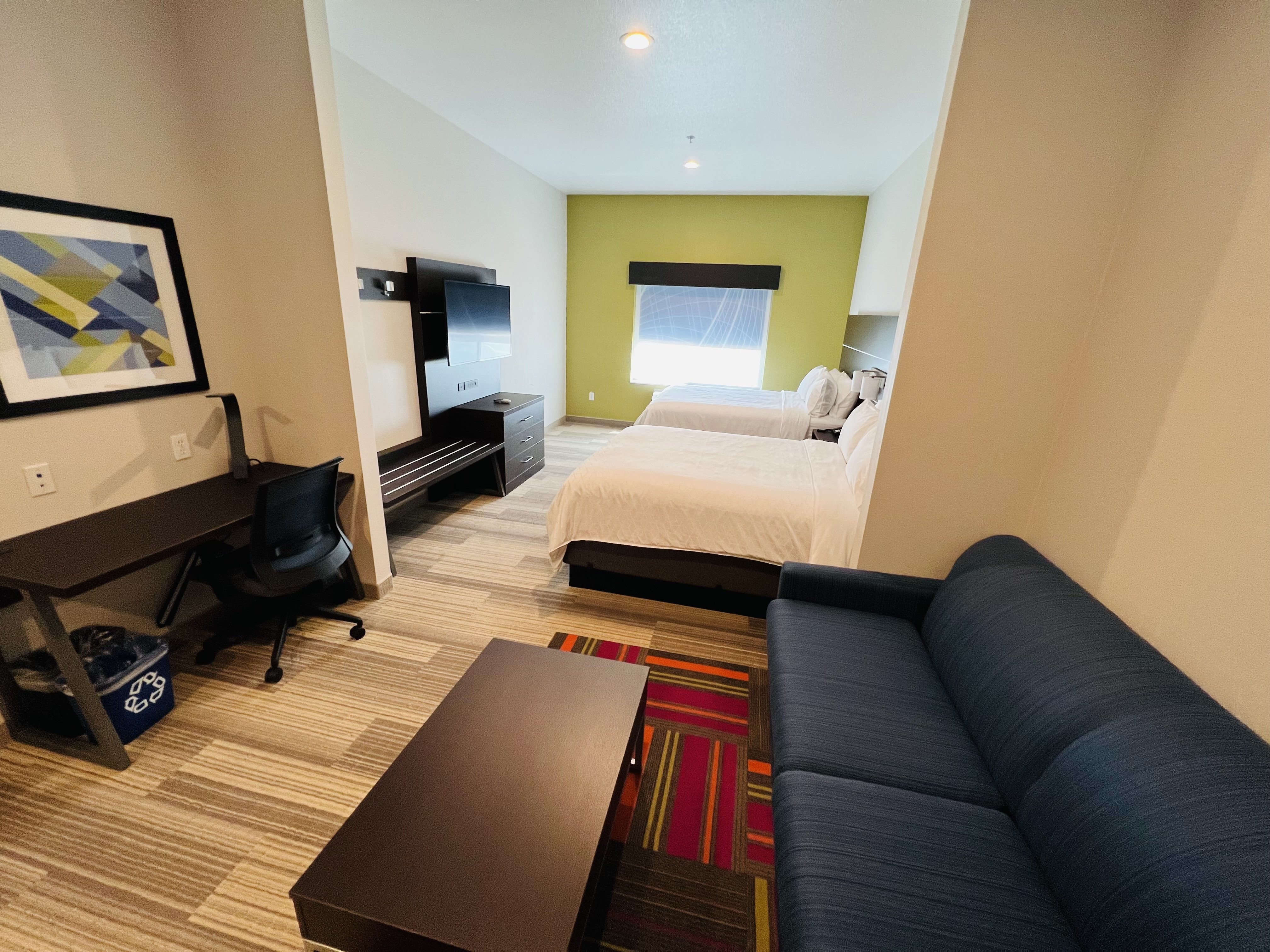 Holiday Inn Express Hotel Suites Salinas 42/69