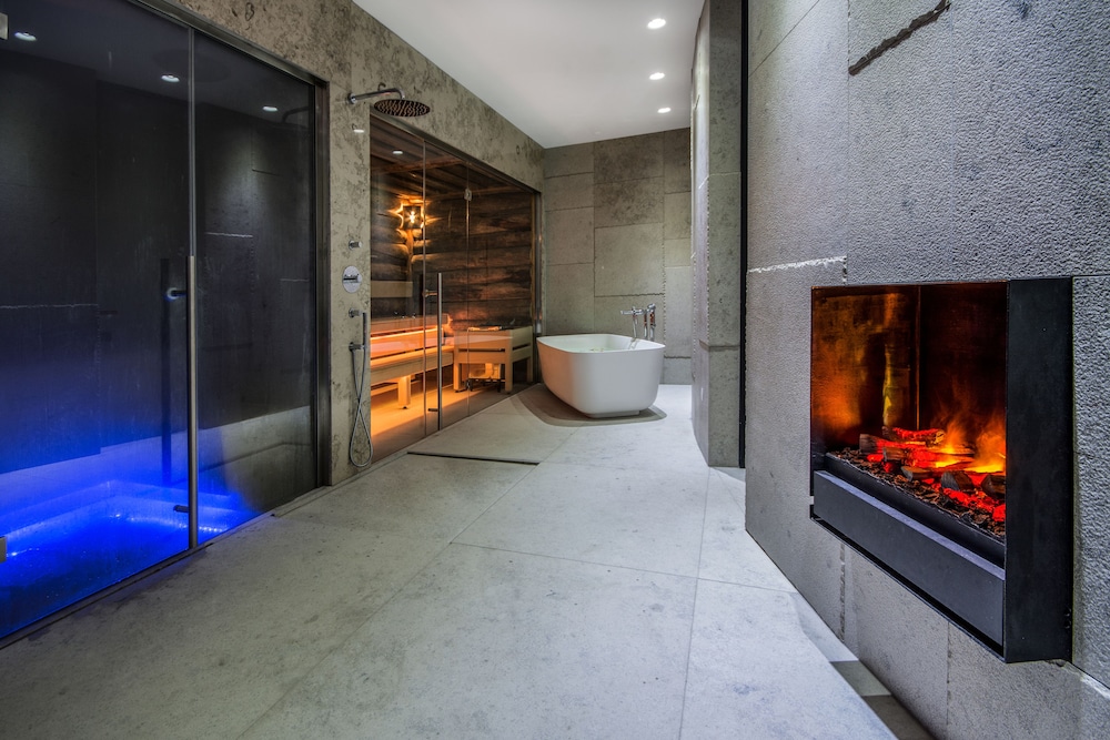 Luxury Spa & Wellness Hotel Prezident 60/68