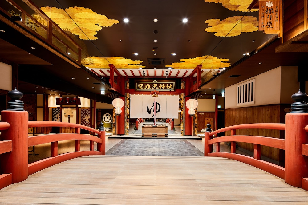 lobby