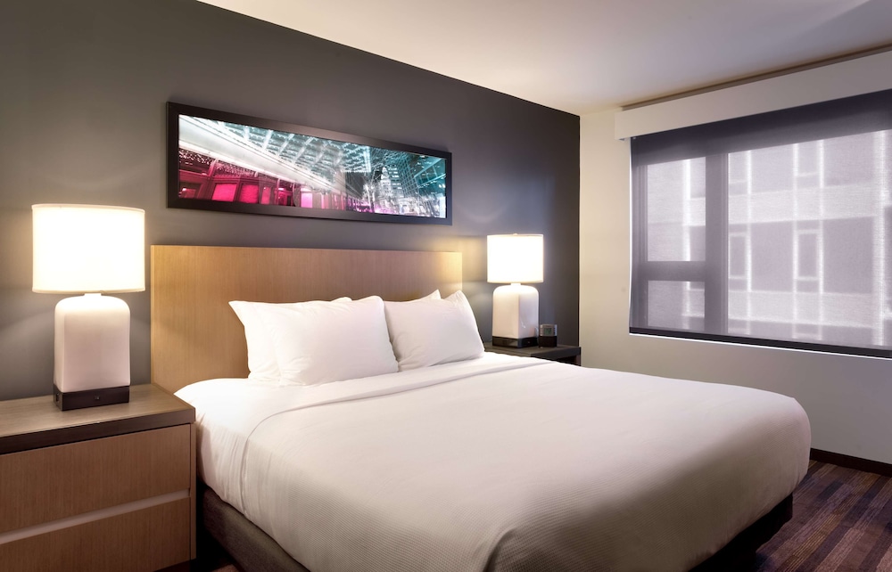 Hyatt House Portland/Downtown 9/66