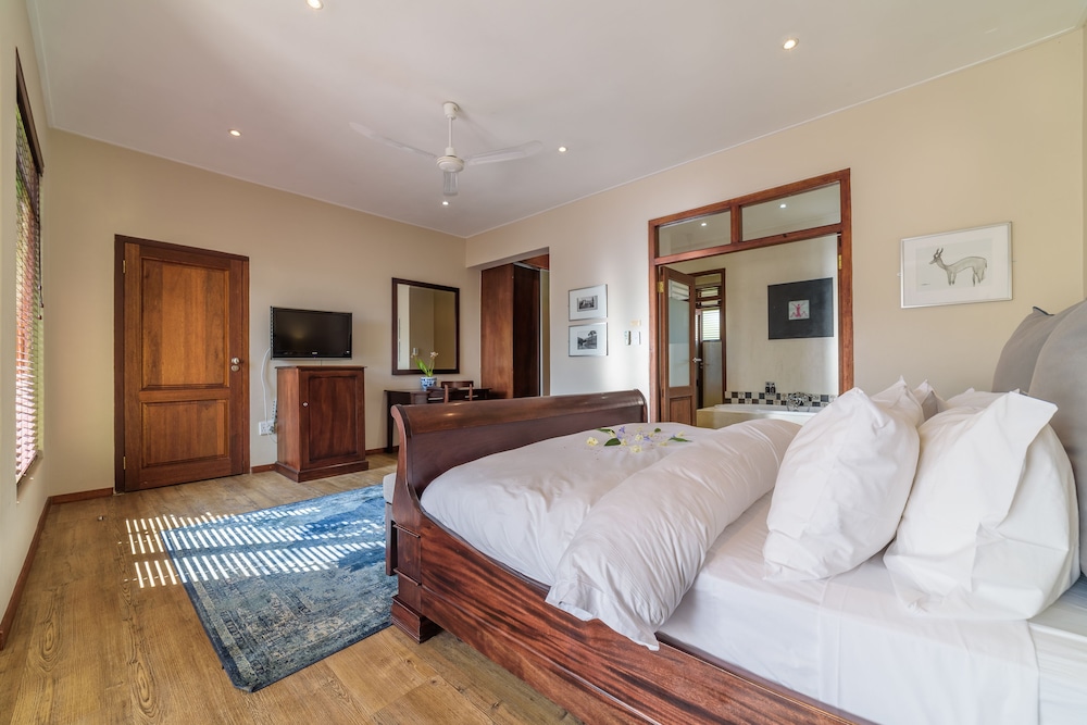 Casterbridge Hollow Boutique Hotel 20/52