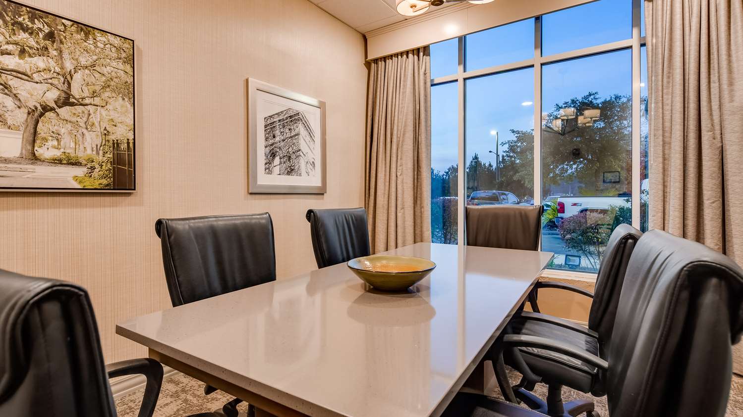Best Western Premier I-95 Savannah Airport/ Pooler West 26/34