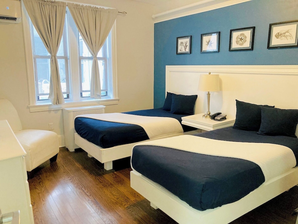Long Beach Hotel 15/60