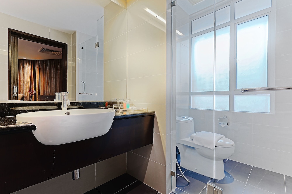Hotel Sixty3 51/52