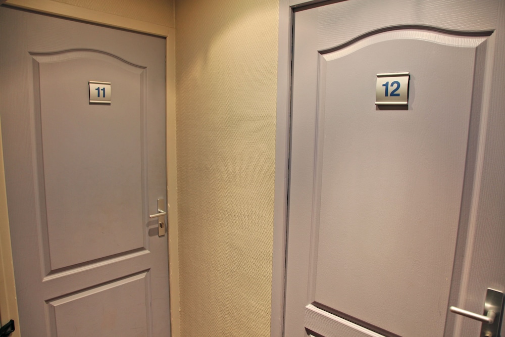 Icone Hotel - Annecy 12/27