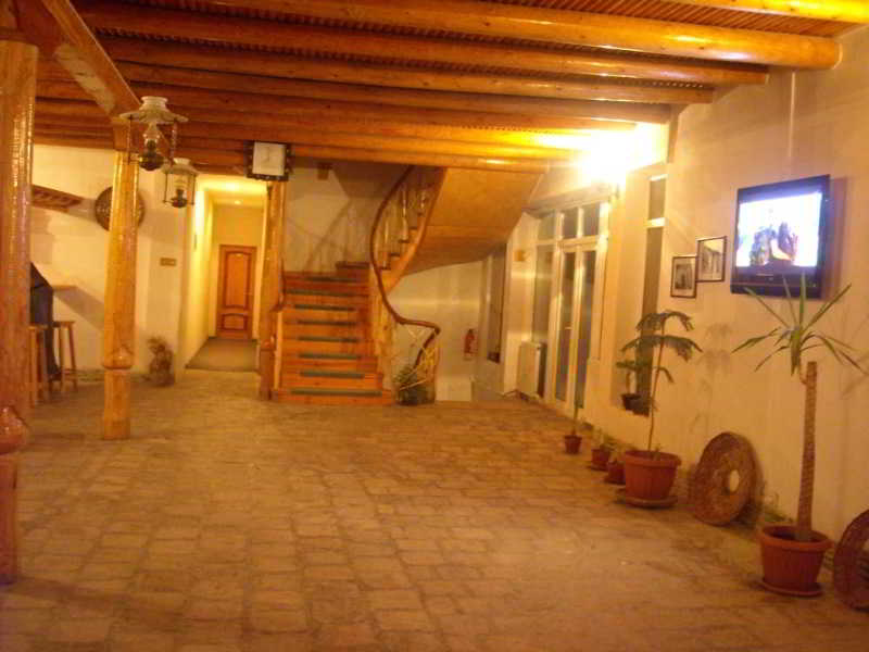 Lyabi House 11/16