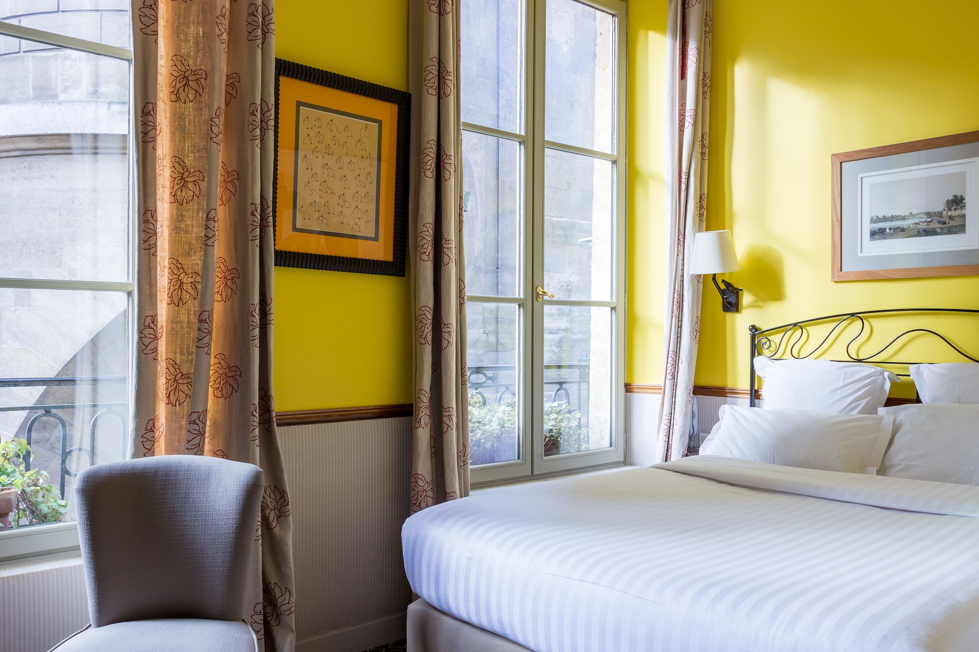 SUPERIOR, DOUBLE BED