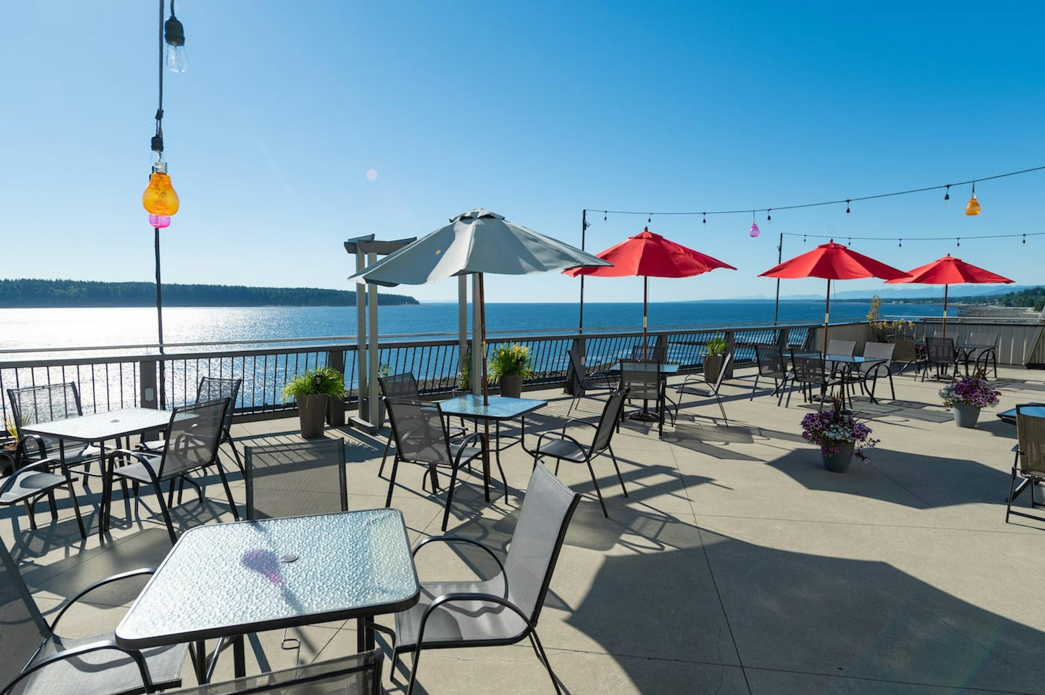 Anchor Inn And Suites 27/34