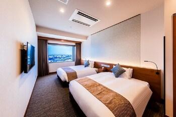 Deluxe, Twin Beds, with Extra Bed, Bay View