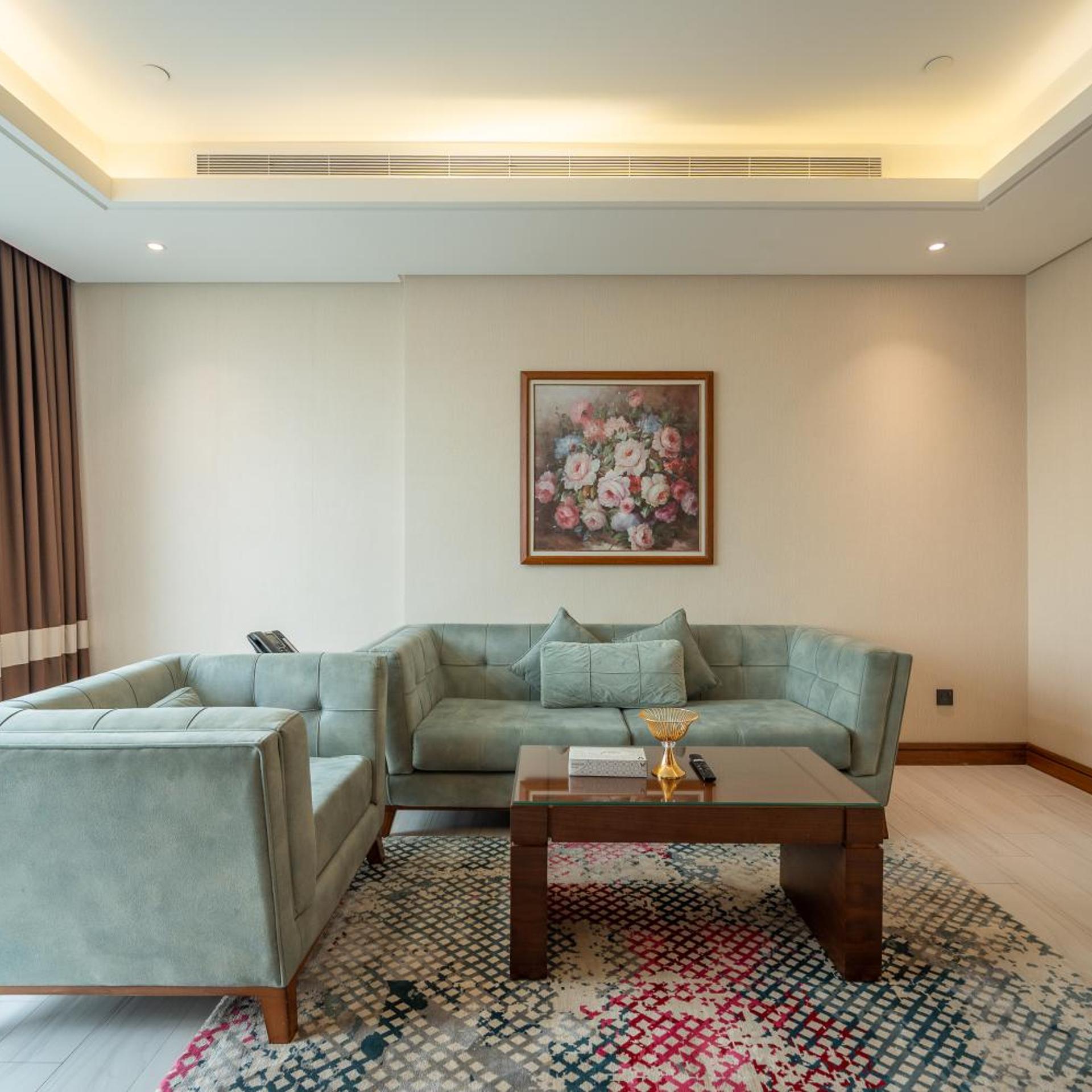 فندق ويك اند صاري(Weekend Hotel Sari) 66/80