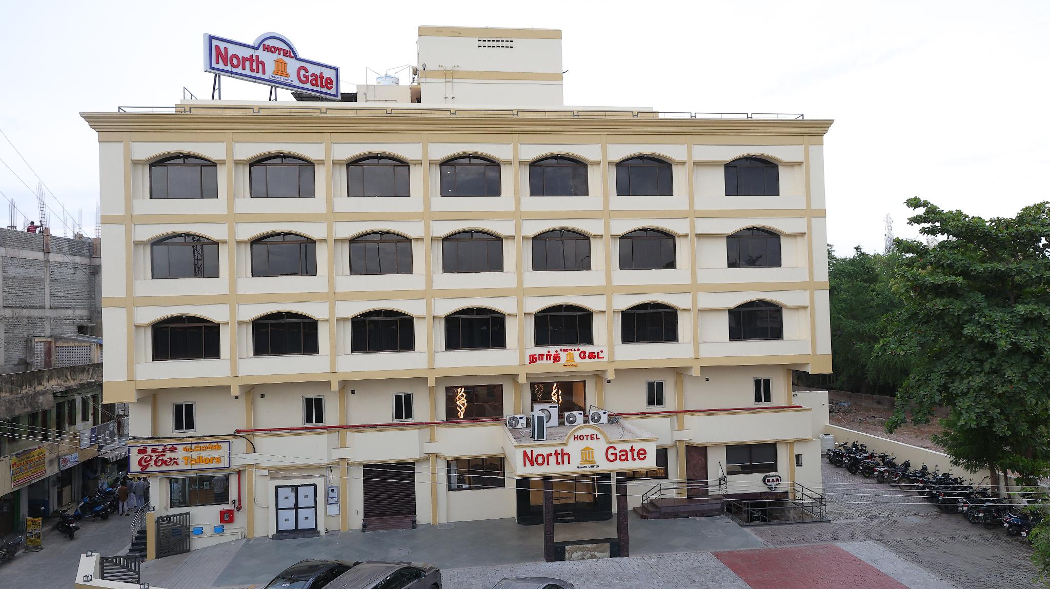 HOTEL NORTH GATE 2/39