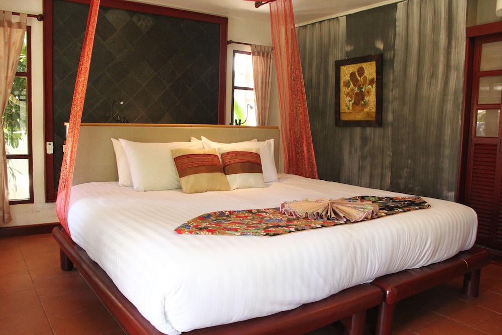 Bangtao Beach Chalet 26/71