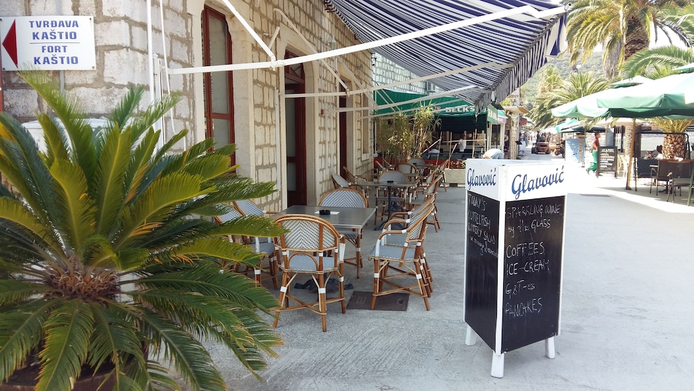 Hotel Glavovic 10/53