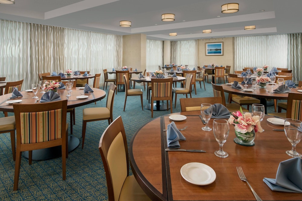 Courtyard Ocean City Oceanfront 19/25