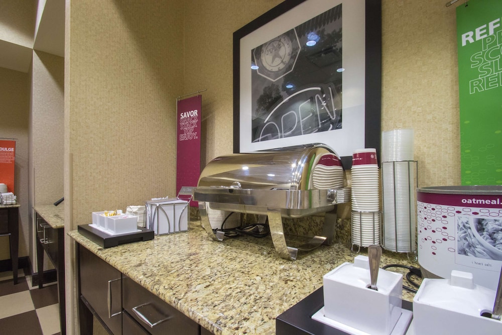 Hampton Inn Greenville, NC 66/81