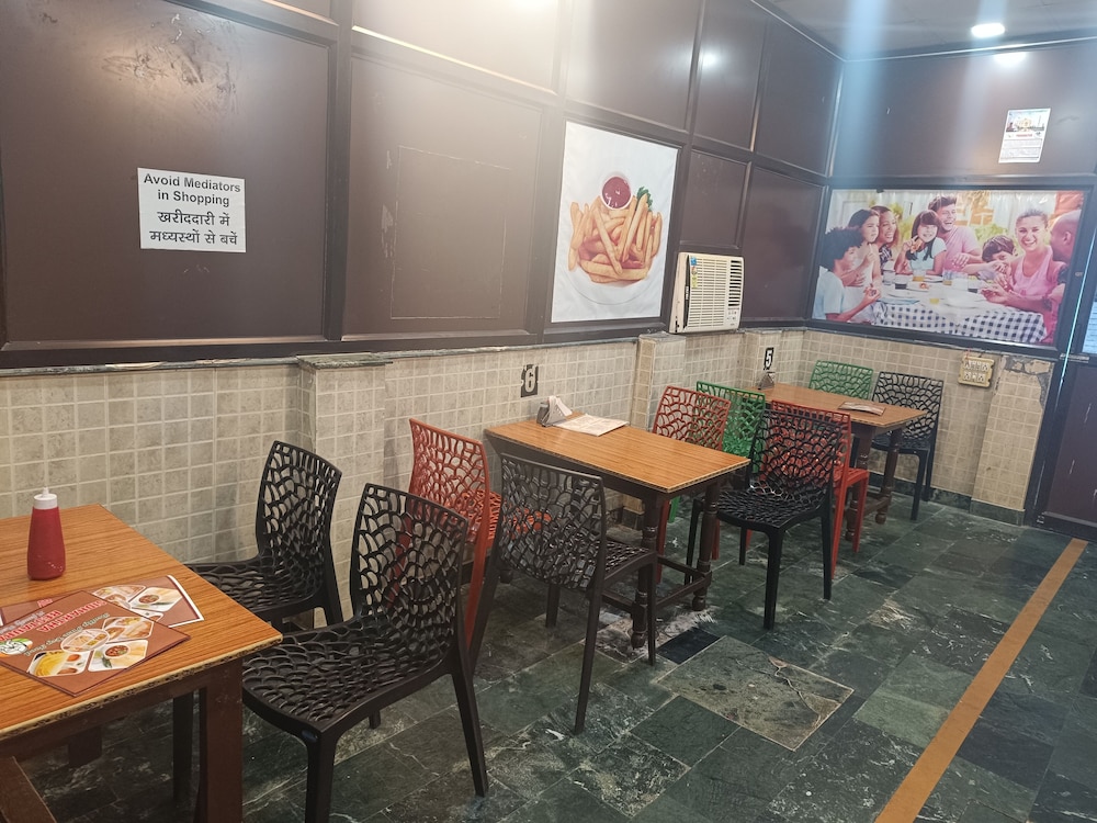 Hotel Sidhartha 51/59