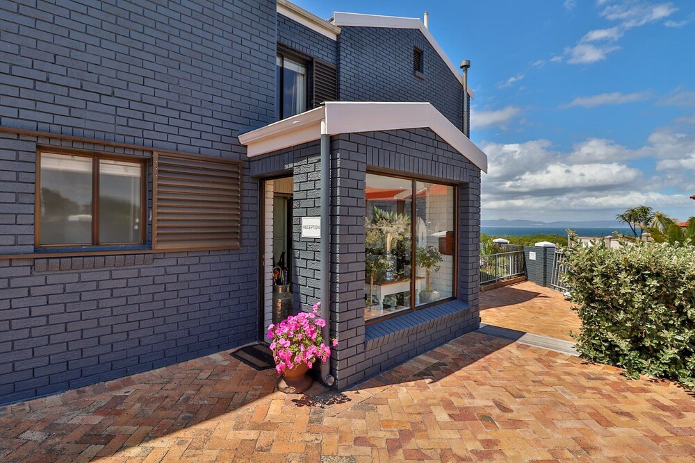 The Whale's Tale Guest House 33/40