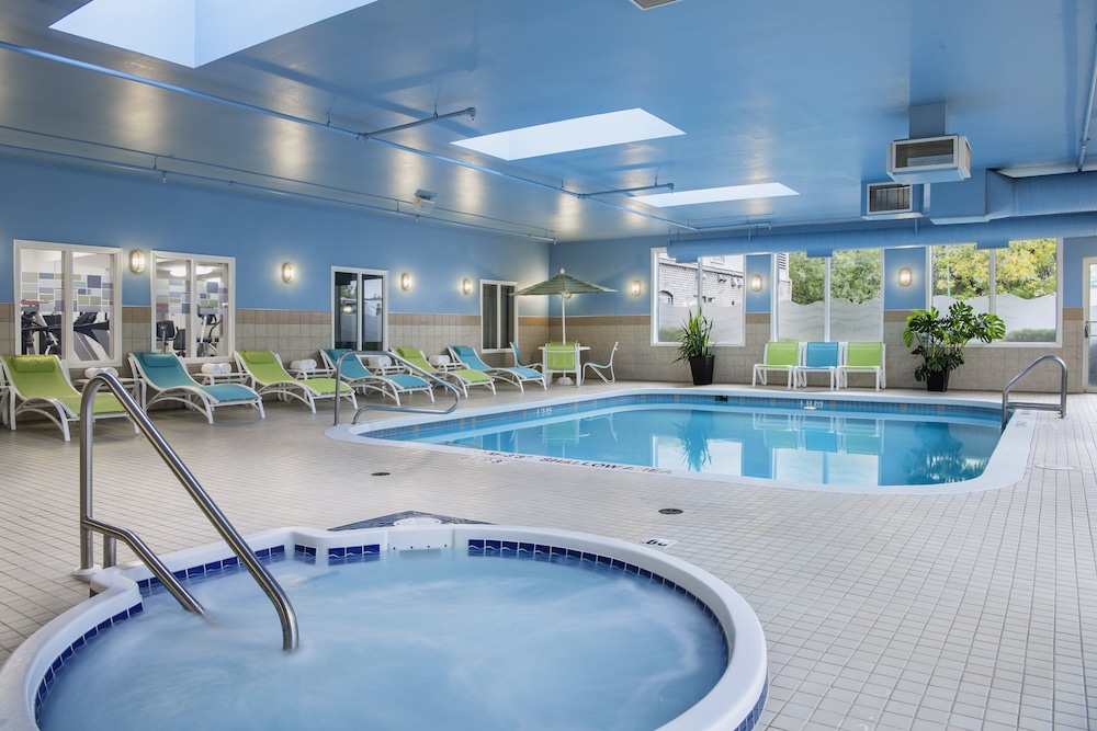 Holiday Inn Express Hotel Suites Saskatoon 3/51