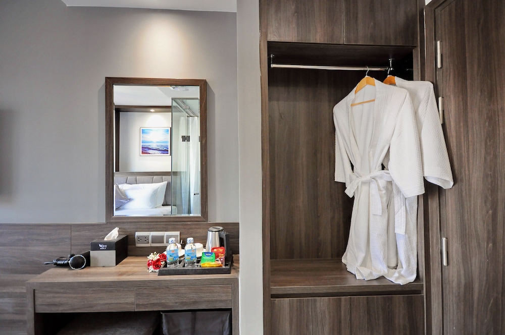 Ivy Nha Trang hotel 50/50