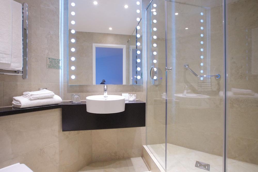 Bermondsey Square Hotel 49/50